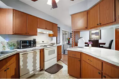 803 N Shore Drive, Leesburg, FL 34748 - Photo 13