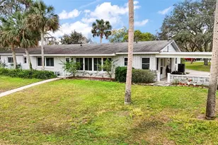 803 N Shore Dr, Leesburg, FL 34748 - Photo 3