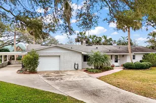 803 N Shore Dr, Leesburg, FL 34748 - Photo 1