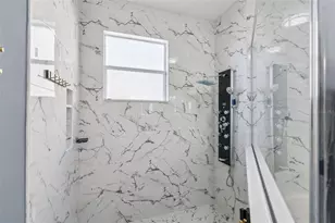 2561 Corbyton Ct, Orlando, FL 32828 - Photo 9