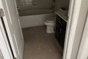 14323 Haddon Mist Dr, Wimauma, FL 33598 - Photo 7