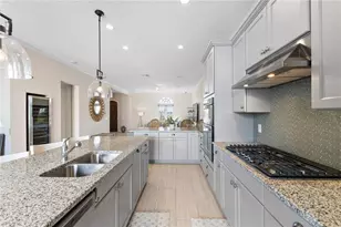 8955 Lakeshore Pointe Dr, Winter Garden, FL 34787 - Photo 17