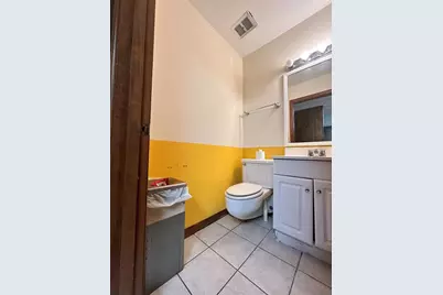 820 E Orange Ave, Eustis, FL 32726 - Photo 29