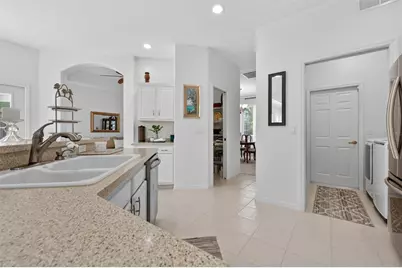 3206 45th Way E, Bradenton, FL 34203 - Photo 11