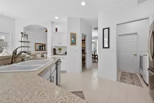 3206 45th Way E, Bradenton, FL 34203 - Photo 11