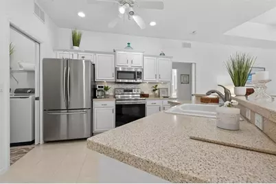 3206 45th Way E, Bradenton, FL 34203 - Photo 9