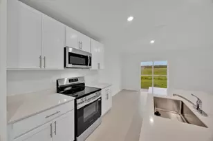 2398 McKinley Dr, Lake Wales, FL 33853 - Photo 11