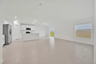 2398 McKinley Dr, Lake Wales, FL 33853 - Photo 13