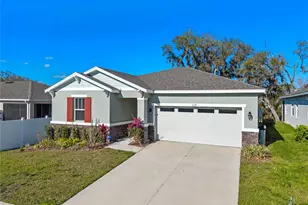 5315 Meadow Song Dr, Okahumpka, FL 34762 - Photo 3