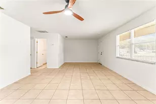 1527 Juniper Dr, Edgewater, FL 32132 - Photo 7