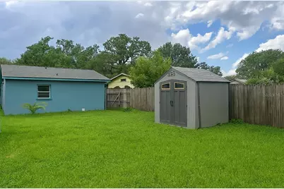 5294 Lanette Street, Orlando, FL 32811 - Photo 9