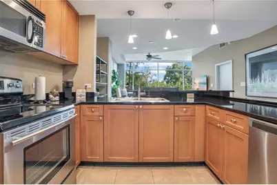 525 E Jackson Street #304, Orlando, FL 32801 - Photo 11