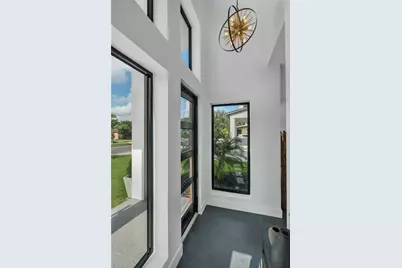 239 E Harding Street, Orlando, FL 32806 - Photo 9