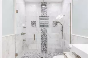 727 Park Lake Cir, Orlando, FL 32803 - Photo 23