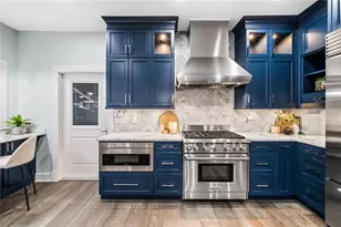 727 Park Lake Cir, Orlando, FL 32803 - Photo 7