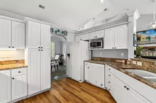 32530 Senese Rd, Sorrento, FL 32776 - Photo 13