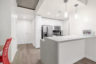 155 S Court Ave, Orlando, FL 32801 - Photo 19