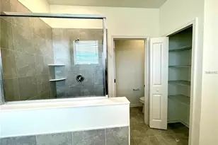 422 Bogey Dr, Davenport, FL 33896 - Photo 17