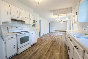 2104 NE 51st Pl, Ocala, FL 34479 - Photo 3