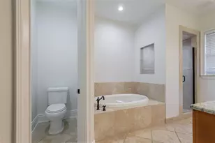 1513 S Bay Villa Pl, Tampa, FL 33629 - Photo 39