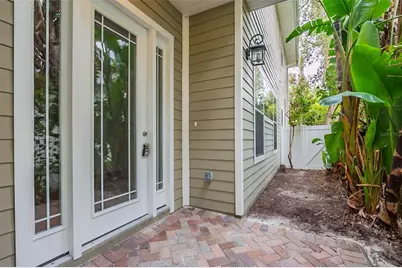 1513 S Bay Villa Place, Tampa, FL 33629 - Photo 3