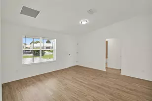 766 Artesia Ave, The Villages, FL 32162 - Photo 11