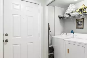 3384 Corona Village Way, Orlando, FL 32835 - Photo 17