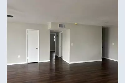 702 Desert Hills Way, Sun City Center, FL 33573 - Photo 7