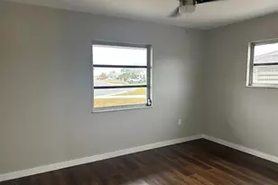 702 Desert Hills Way, Sun City Center, FL 33573 - Photo 9