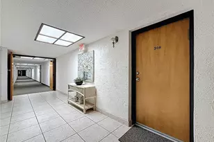 2591 Countryside Blvd, Clearwater, FL 33761 - Photo 9