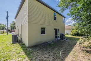 938 Mansfield Rd, Tavares, FL 32778 - Photo 25