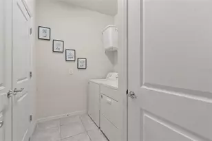 2070 Lelani Cir, Davenport, FL 33897 - Photo 47