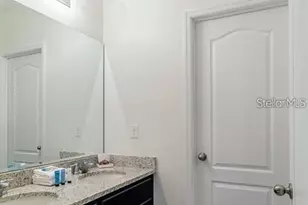 6047 Broad Oak Dr, Davenport, FL 33837 - Photo 13
