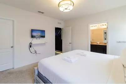 6047 Broad Oak Drive, Davenport, FL 33837 - Photo 7