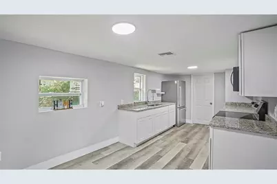 721 E 13th Street, Apopka, FL 32703 - Photo 7