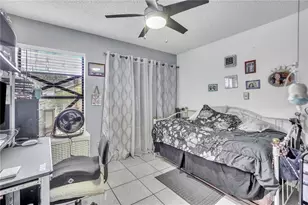 2918 Prince Oak Ct, Saint Cloud, FL 34769 - Photo 5