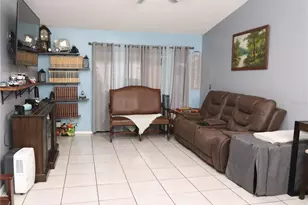 2918 Prince Oak Ct, Saint Cloud, FL 34769 - Photo 5