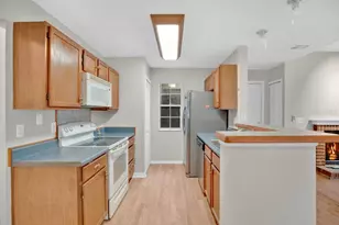 949 Bird Bay Ct, Lake Mary, FL 32746 - Photo 11