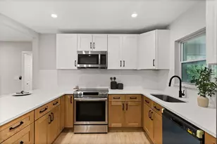 6722 Edgewater Dr, Orlando, FL 32810 - Photo 3