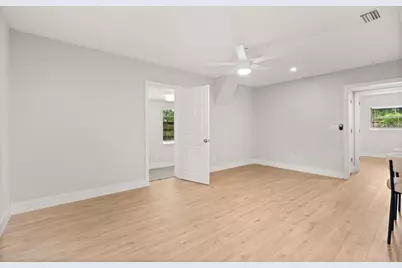 6722 Edgewater Drive, Orlando, FL 32810 - Photo 7