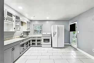1412 E Voorhis Ave, Deland, FL 32724 - Photo 17