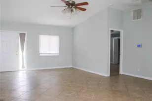 37 Bayside Dr, Palm Coast, FL 32137 - Photo 7