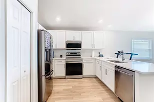 1060 Cascade Dr, Davenport, FL 33837 - Photo 11