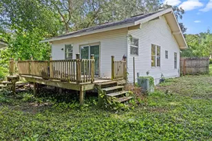 102 E 19th St, Apopka, FL 32703 - Photo 11