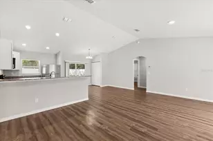 12 Fisher Trace Pl, Ocklawaha, FL 32179 - Photo 5