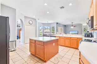 1085 Chase Dr, Winter Garden, FL 34787 - Photo 9