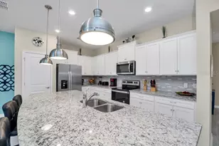 1320 Lava Tree Dr, Davenport, FL 33897 - Photo 7