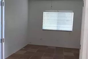 18178 Sandy Pointe Dr, Tampa, FL 33647 - Photo 11