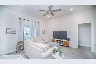 111 Krenson Bay Loop, Winter Haven, FL 33881 - Photo 11