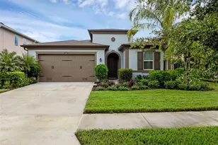 28883 Revaro Ln, Wesley Chapel, FL 33543 - Photo 3